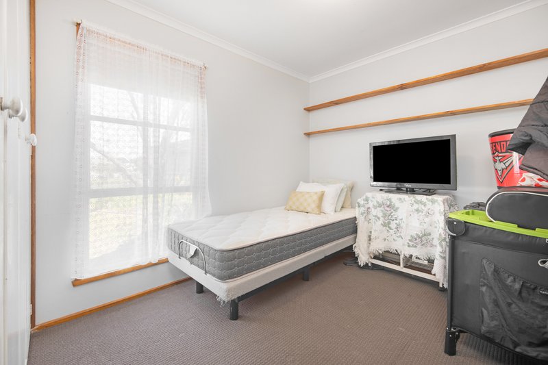 Photo - 8 Forsyth Avenue, Horsham VIC 3400 - Image 6