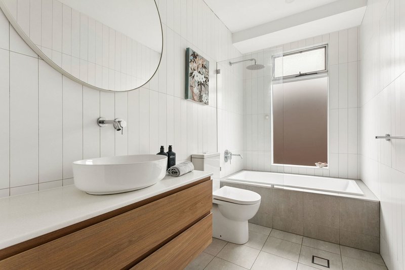 Photo - 8 Foster Street, Leichhardt NSW 2040 - Image 7
