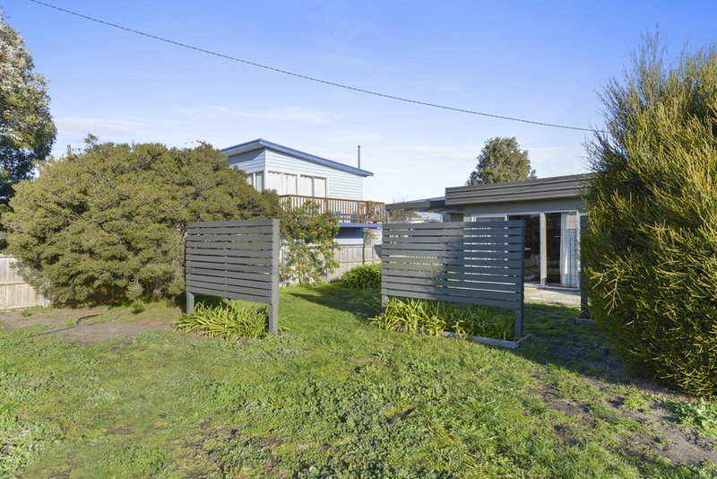 Photo - 8 Fourth Avenue, Dodges Ferry TAS 7173 - Image 18