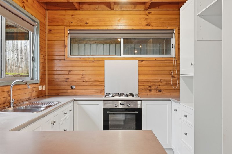 Photo - 8 Fourth Avenue, Dodges Ferry TAS 7173 - Image 3