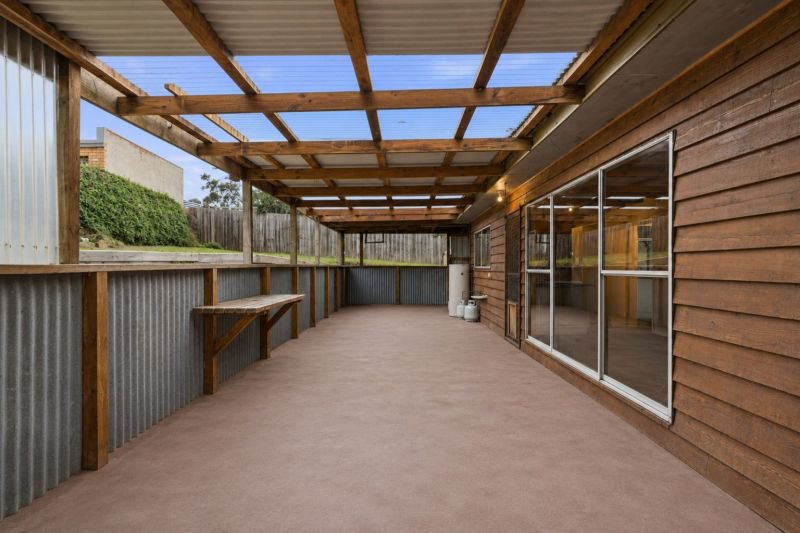 Photo - 8 Fourth Avenue, Dodges Ferry TAS 7173 - Image 12