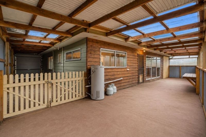 Photo - 8 Fourth Avenue, Dodges Ferry TAS 7173 - Image 15
