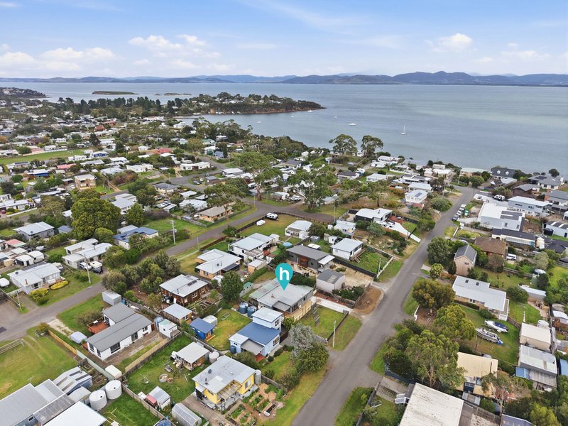 Photo - 8 Fourth Avenue, Dodges Ferry TAS 7173 - Image 25