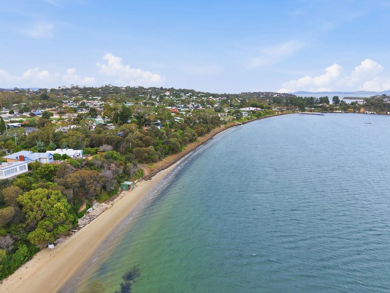 Photo - 8 Fourth Avenue, Dodges Ferry TAS 7173 - Image 27