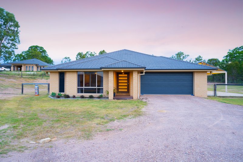 8 Fowler Court, Kensington Grove QLD 4341