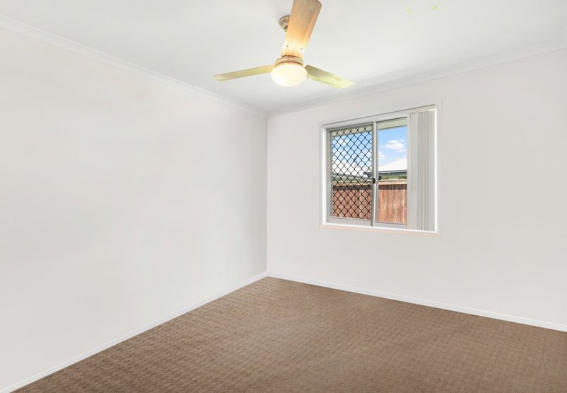 Photo - 8 Frangipani Place, Mountain Creek QLD 4557 - Image 8