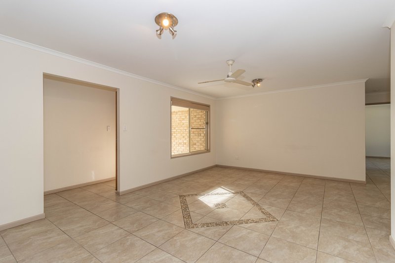 Photo - 8 Franklin Street, Urraween QLD 4655 - Image 7