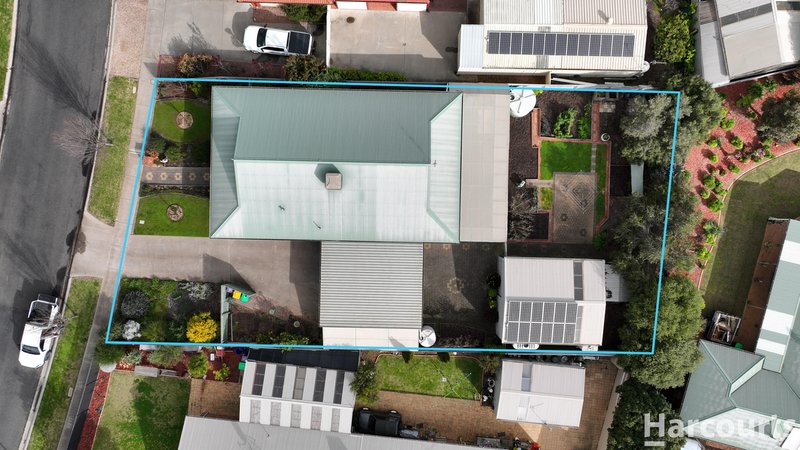 Photo - 8 Fraser Drive, Horsham VIC 3400 - Image 2