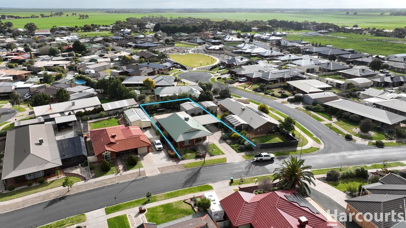 Photo - 8 Fraser Drive, Horsham VIC 3400 - Image 18