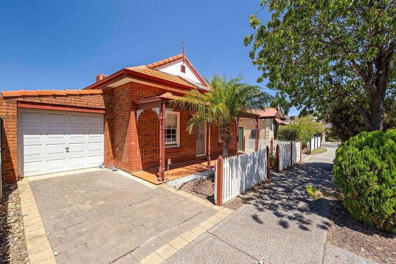 Photo - 8 Fraser Lane, Mawson Lakes SA 5095 - Image 2