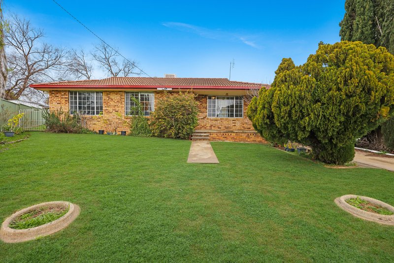 8 Frederick Place, Tamworth NSW 2340