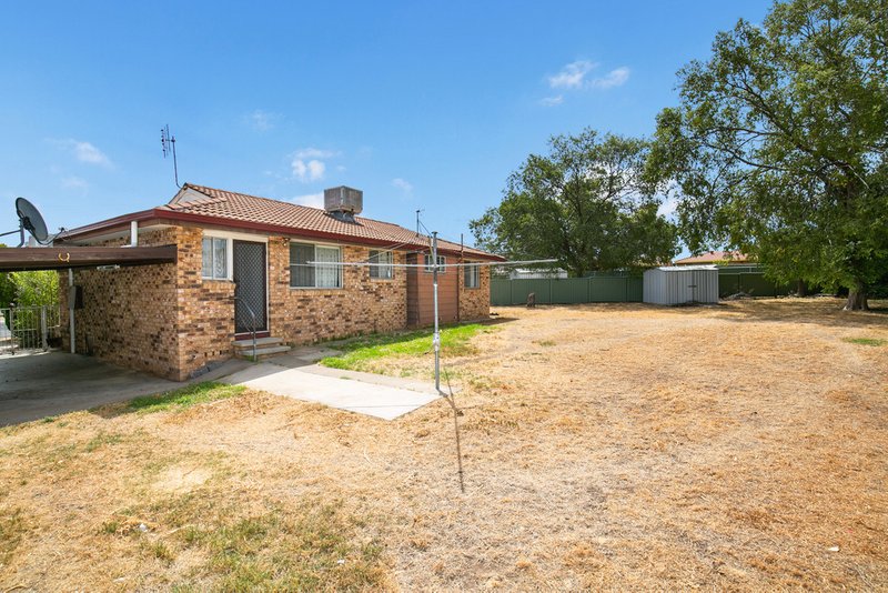 Photo - 8 Frederick Place, Tamworth NSW 2340 - Image 6