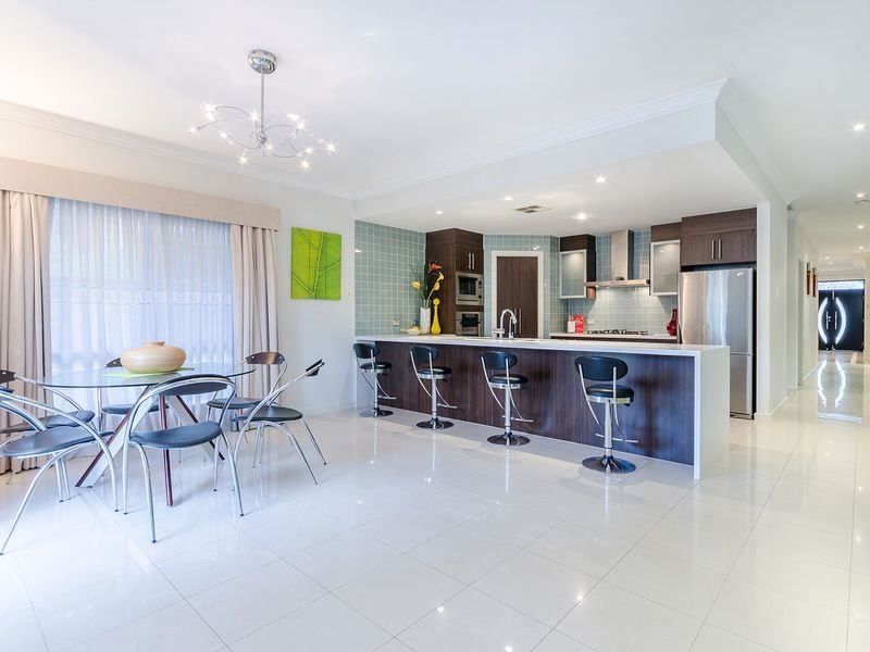 Photo - 8 Freycinet Street, Mawson Lakes SA 5095 - Image 5