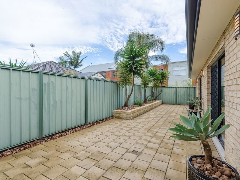 Photo - 8 Freycinet Street, Mawson Lakes SA 5095 - Image 13