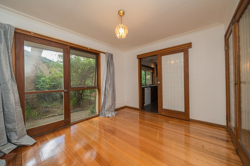 Photo - 8 Fulview Court, Blackburn VIC 3130 - Image 2