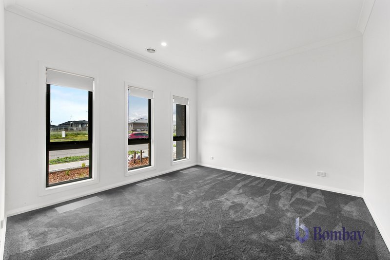 Photo - 8 Gabbro Way, Wollert VIC 3750 - Image 7