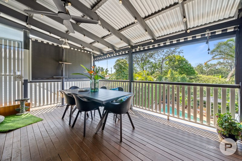 Photo - 8 Garden Grove, Ashgrove QLD 4060 - Image 2