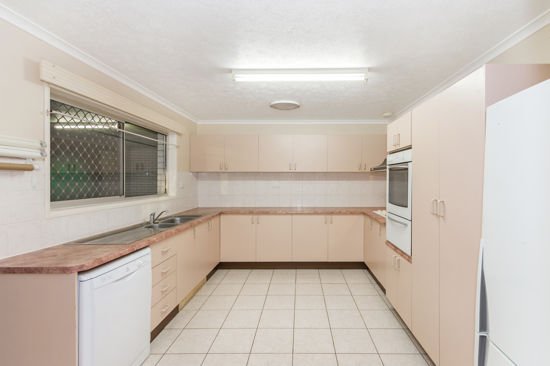 Photo - 8 Garden Grove Crescent, Kirwan QLD 4817 - Image 3