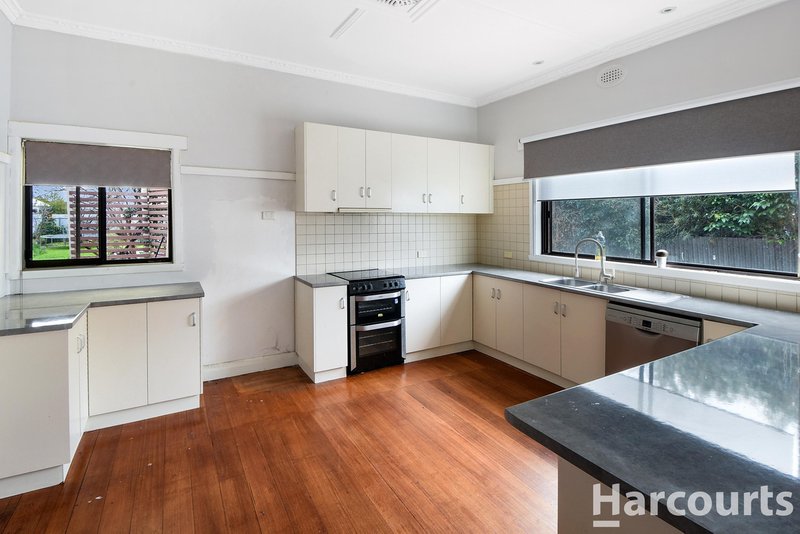 Photo - 8 Gardenia Street, Horsham VIC 3400 - Image 4