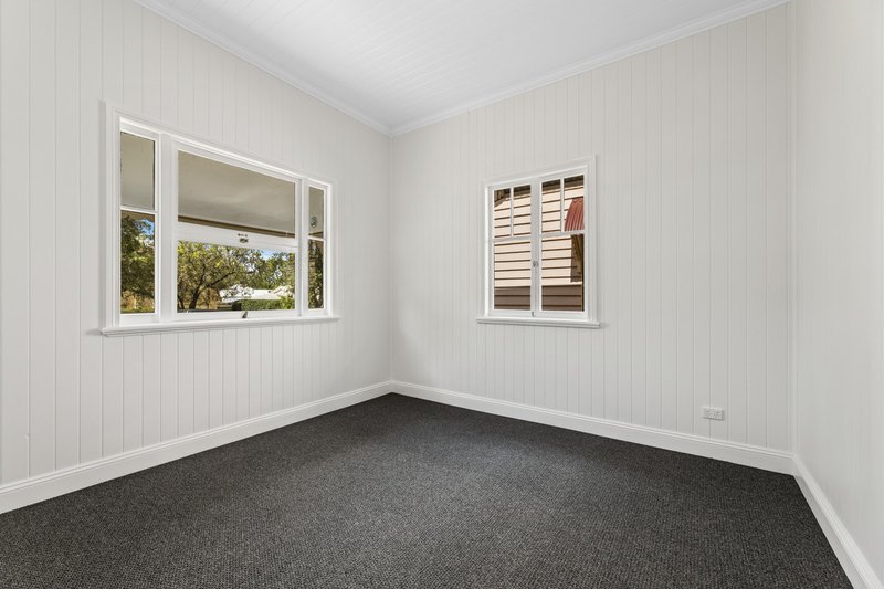 Photo - 8 Garget Street, East Toowoomba QLD 4350 - Image 6