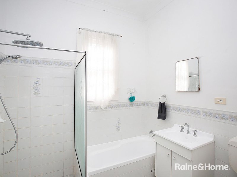 Photo - 8 Garrett Street, Moss Vale NSW 2577 - Image 4