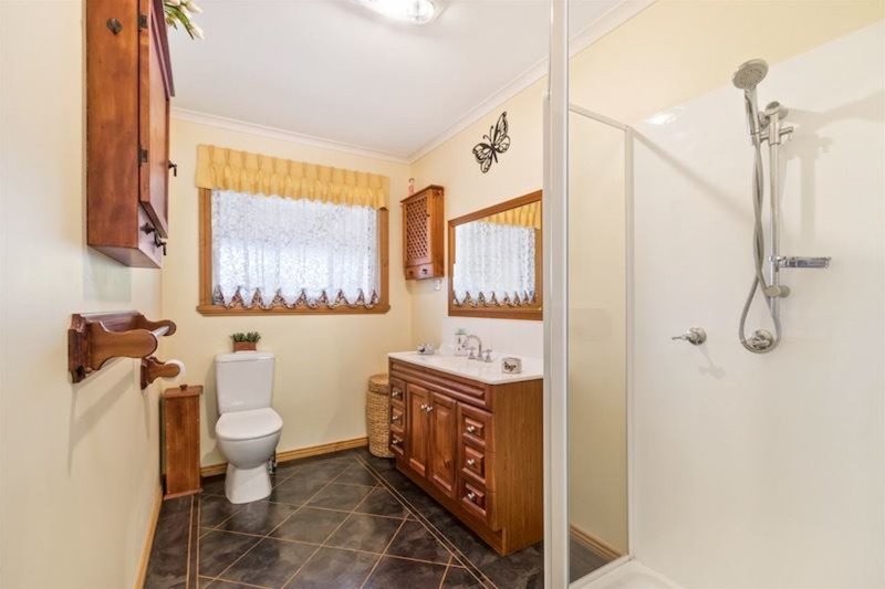 Photo - 8 Garrett Street, Tarleton TAS 7310 - Image 12