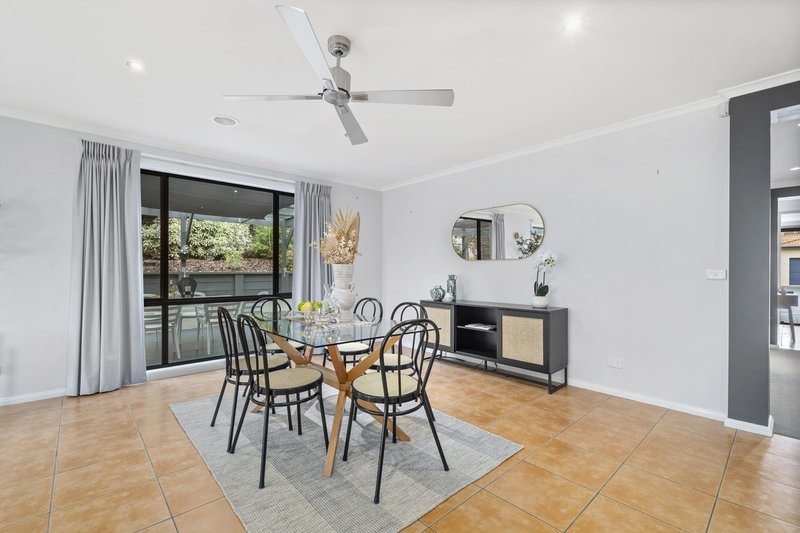 Photo - 8 Geehi Place, Amaroo ACT 2914 - Image 3