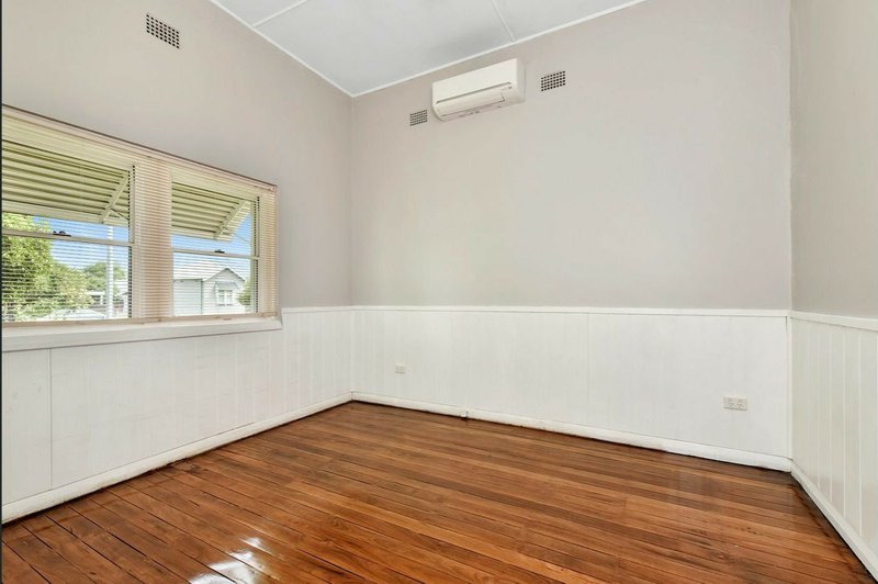 Photo - 8 George Street, Cessnock NSW 2325 - Image 3