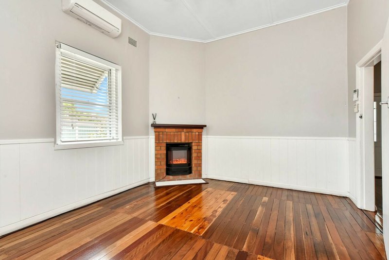 Photo - 8 George Street, Cessnock NSW 2325 - Image 7