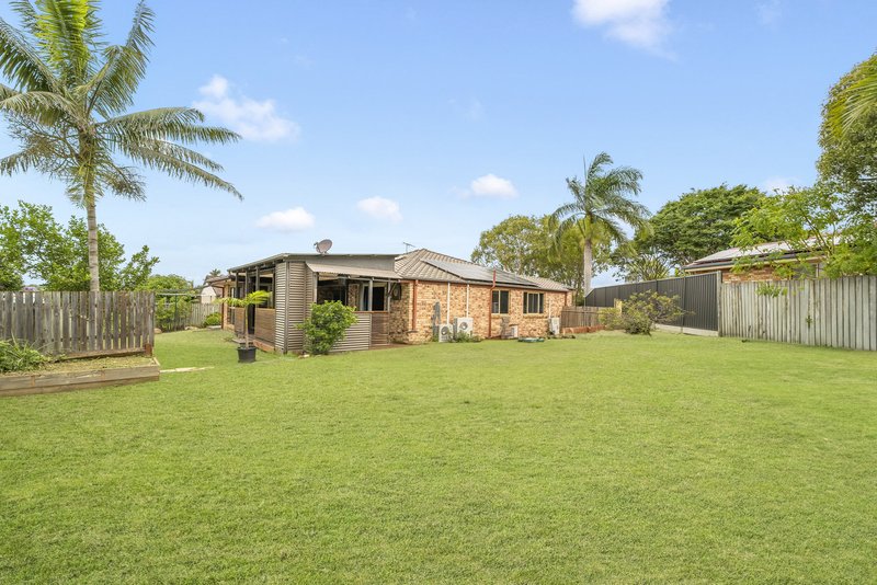 Photo - 8 Georgina Place, Murrumba Downs QLD 4503 - Image 3