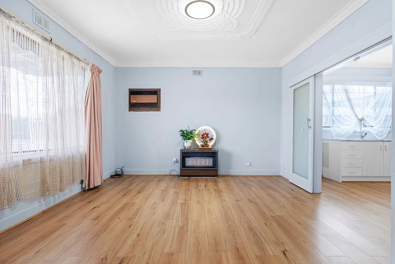 Photo - 8 Gerald Street, Sunshine North VIC 3020 - Image 10