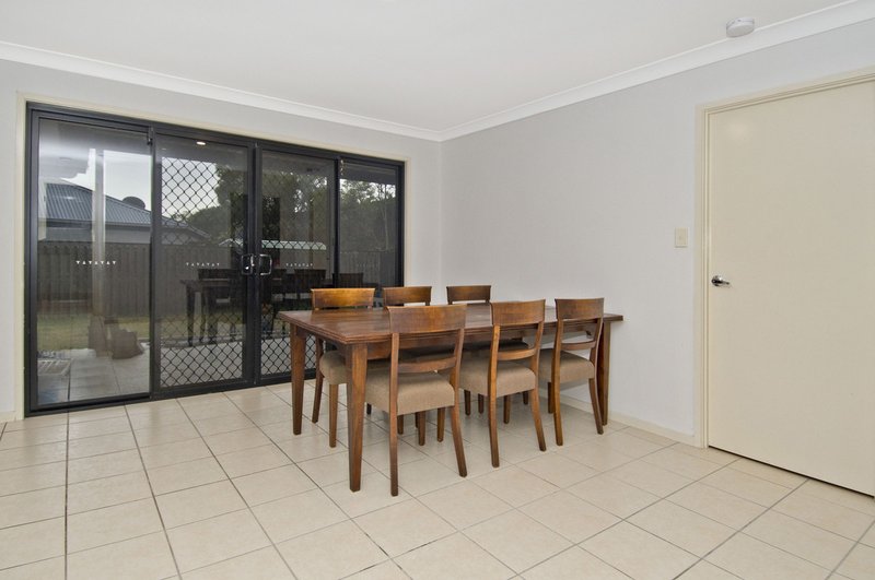 Photo - 8 Gerard Street, Pacific Pines QLD 4211 - Image 4
