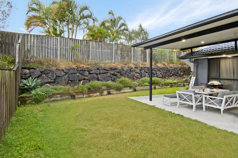 Photo - 8 Gerard Street, Pacific Pines QLD 4211 - Image 8
