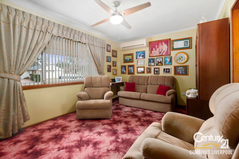 Photo - 8 Gibb Avenue, Casula NSW 2170 - Image 4