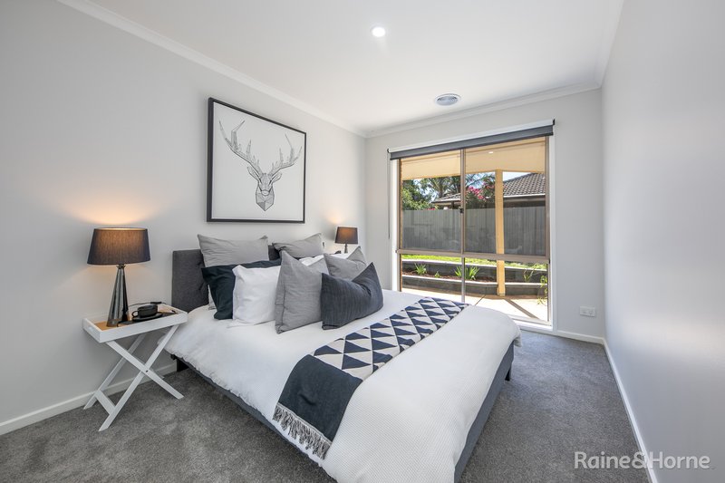 Photo - 8 Gibbons Street, Sunbury VIC 3429 - Image 12