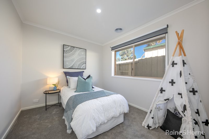 Photo - 8 Gibbons Street, Sunbury VIC 3429 - Image 13