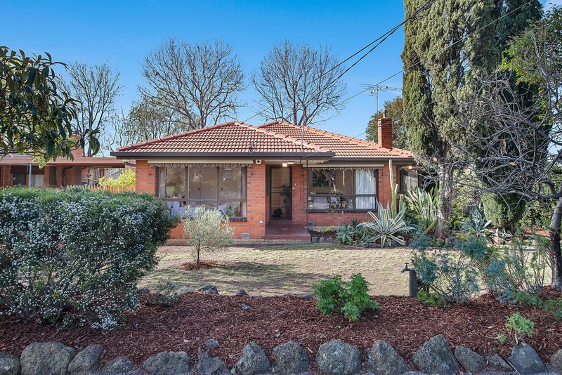 8 Gilbert Court, Mount Waverley VIC 3149