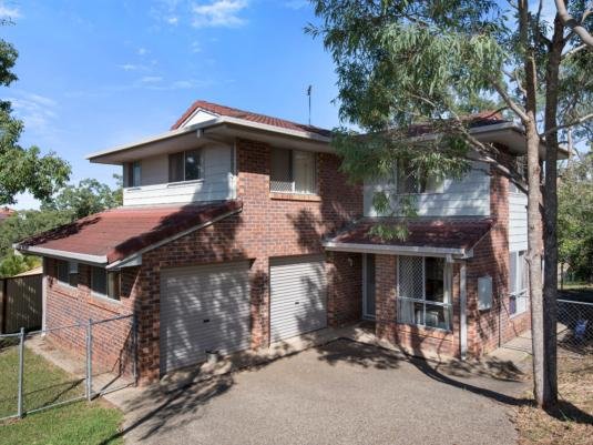 Photo - 8 Gillespie Close, Edens Landing QLD 4207 - Image 3