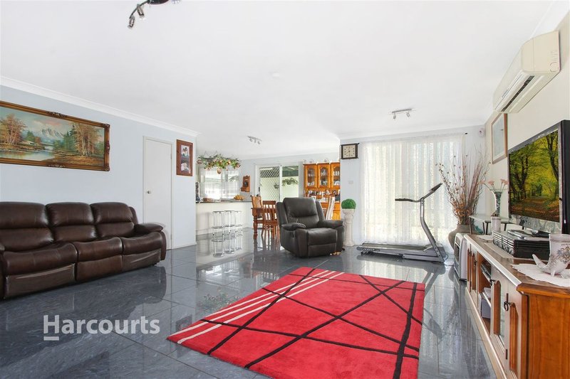 Photo - 8 Glen Ayre Avenue, Horsley NSW 2530 - Image 2