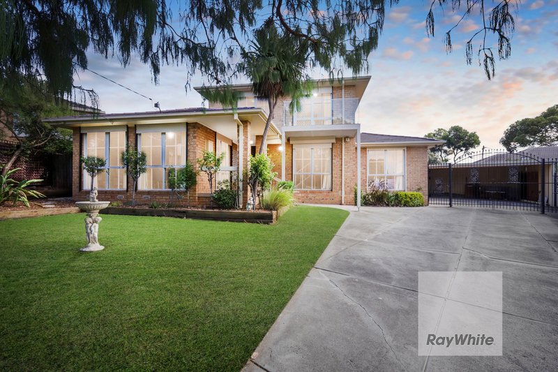 8 Glendale Place, Gladstone Park VIC 3043