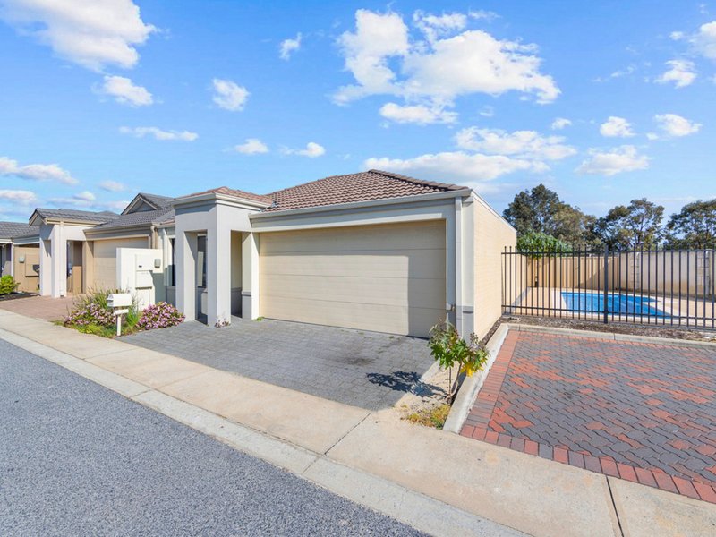 Photo - 8 Glendalough Loop, Canning Vale WA 6155 - Image 3