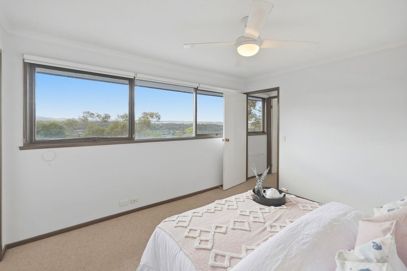 Photo - 8 Gleneagles Court, Darley VIC 3340 - Image 10