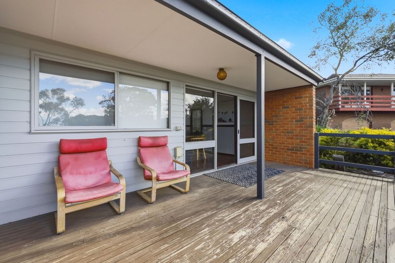Photo - 8 Gleneagles Court, Darley VIC 3340 - Image 15