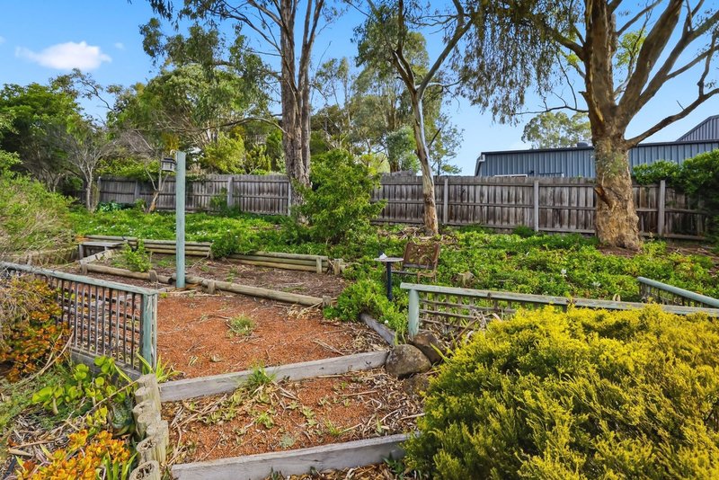 Photo - 8 Gleneagles Court, Darley VIC 3340 - Image 19