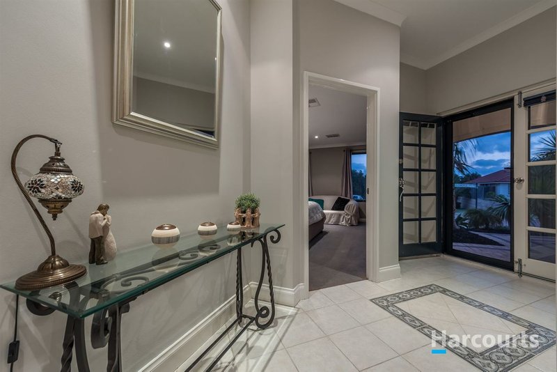 Photo - 8 Glengyle Turn, Jindalee WA 6036 - Image 4