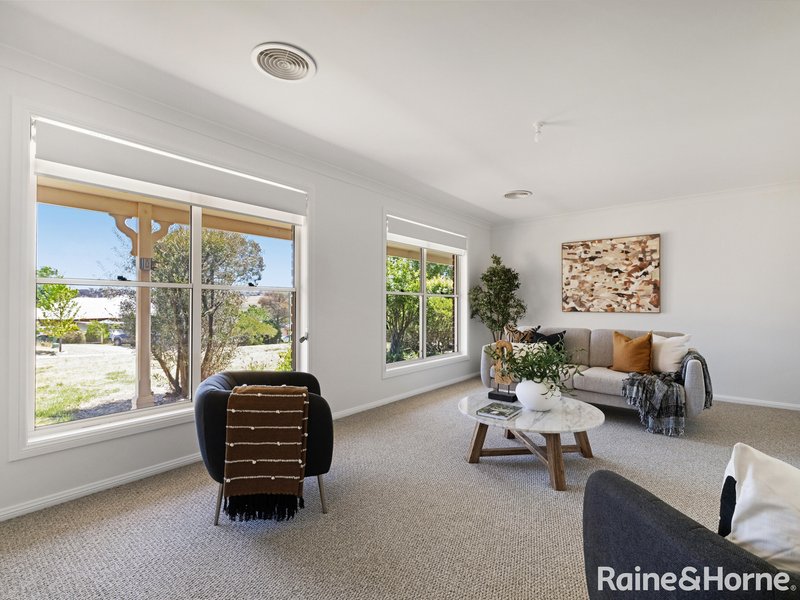 Photo - 8 Glenhaven Crescent, Perthville NSW 2795 - Image 7