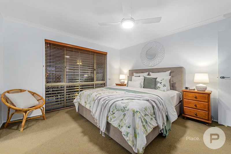 Photo - 8 Glenlyon Court, Albany Creek QLD 4035 - Image 9