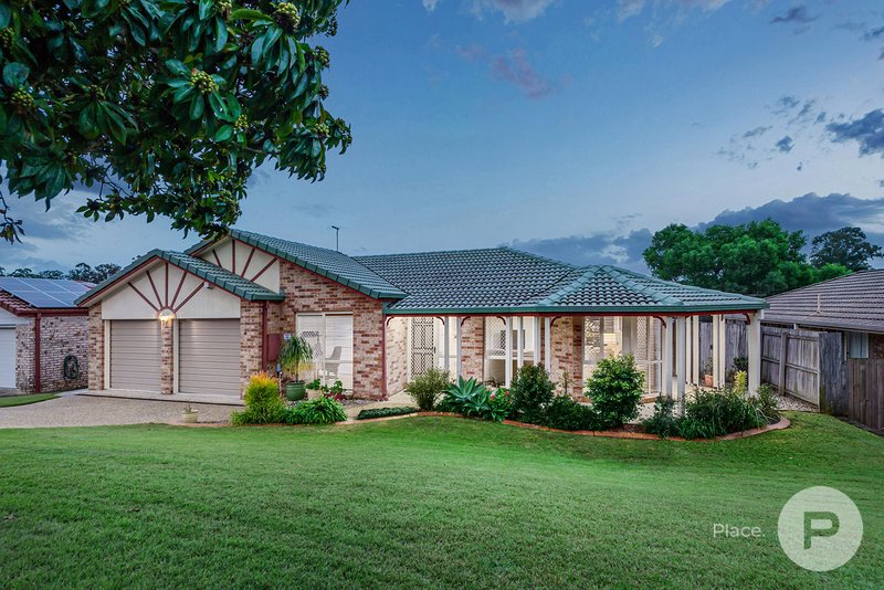 Photo - 8 Glenlyon Court, Albany Creek QLD 4035 - Image 16