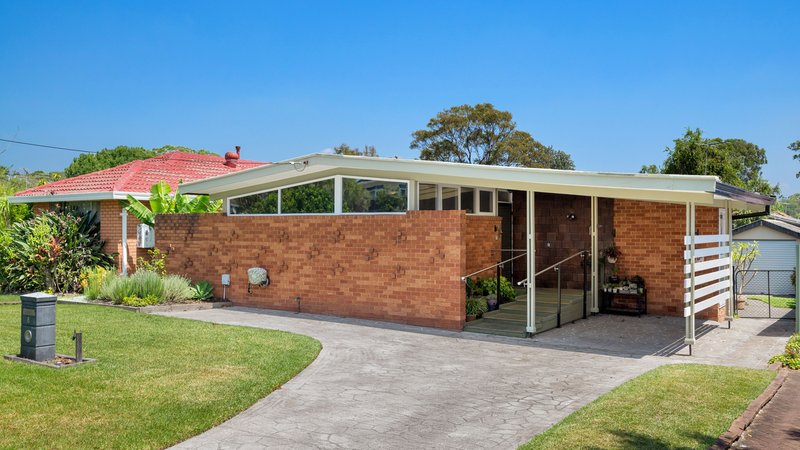 Photo - 8 Gloucester Street, Macquarie Fields NSW 2564 - Image 1