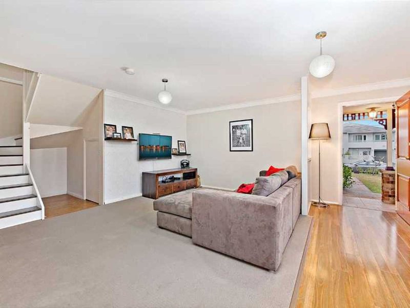 Photo - 8 Glover Street, Greenacre NSW 2190 - Image 2